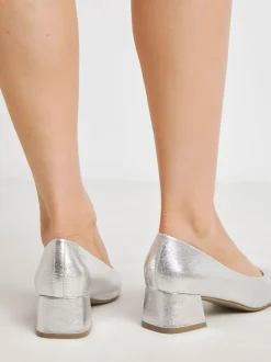Zilver - Heavenly Soles By JD Williams Low Block Heels Court Shoes