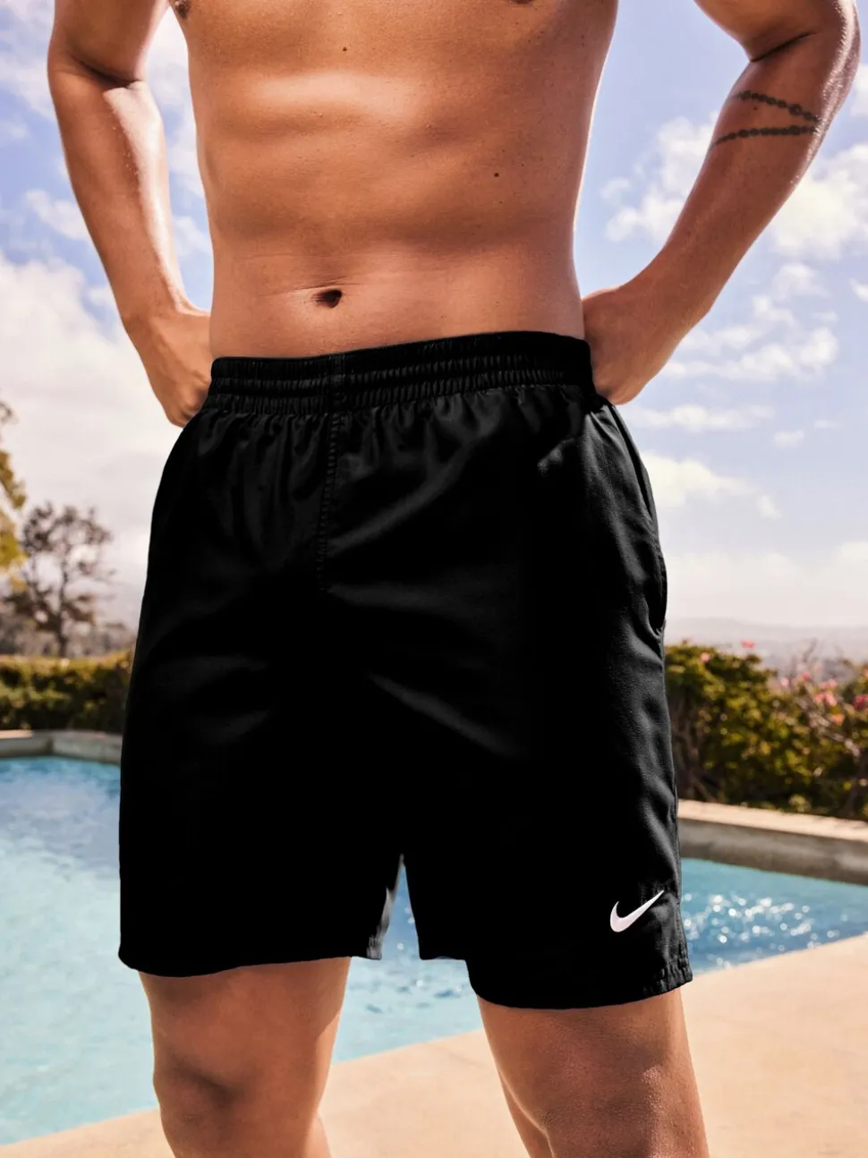 Zwart - 7 inch - Nike Essential volley-zwemshort