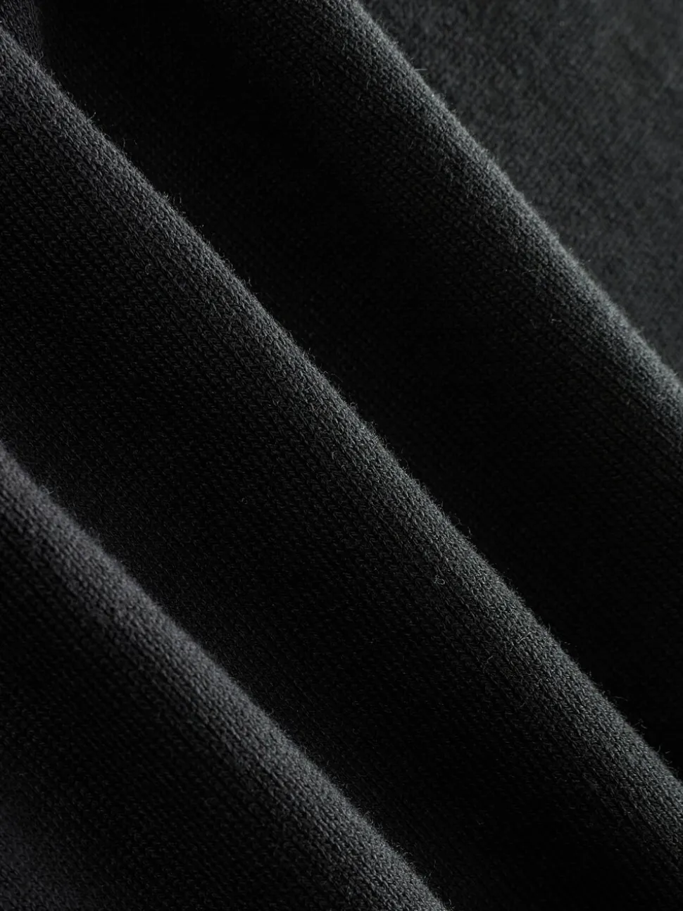 Zwart - Aansluitend - Gebreid poloshirt met hoog katoengehalte en korte mouwen