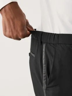 Zwart - Aansluitend - Motionflex Textured Tuxedo Trousers With Side Tape