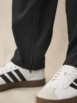Zwart - adidas Essentials 3-Strepen Stanford joggingbroek met open zoom