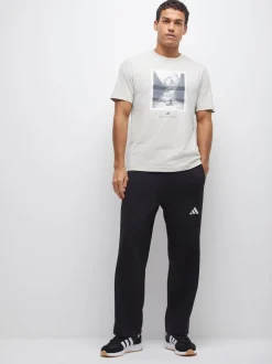 Zwart - adidas Essentials Three Stripes Fleece Wide Leg Trousers