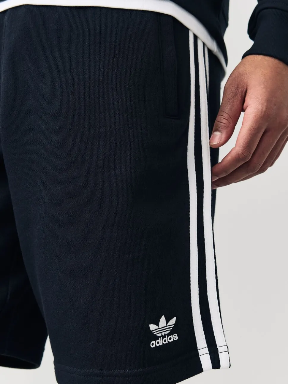 Zwart - adidas Originals Adicolor short met 3 strepen