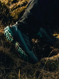Zwart - adidas Terrex Skychaser AX5 GORE-TEX Hiking Trainers
