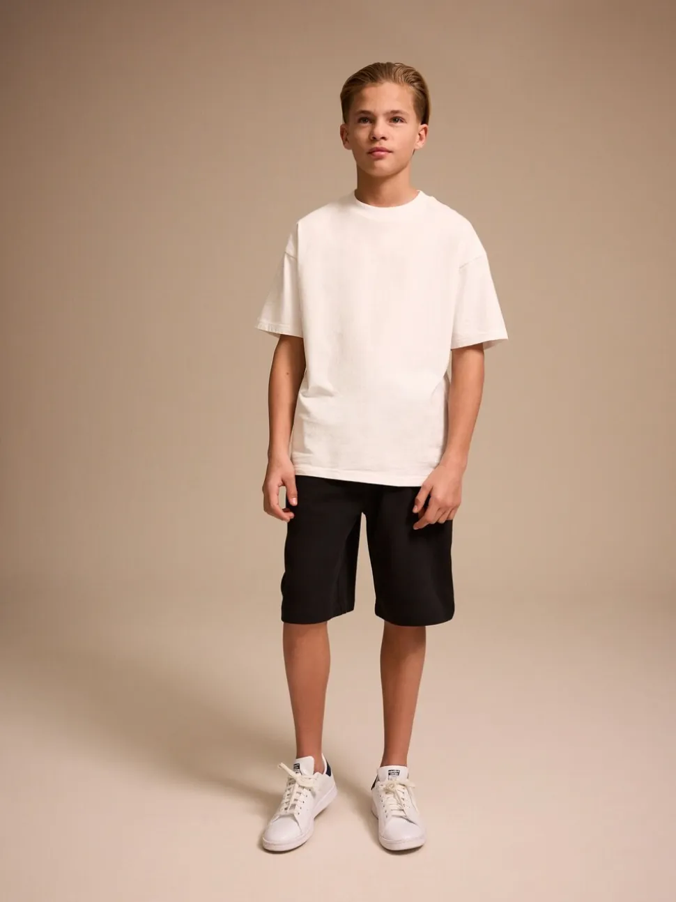 Zwart - Basic short (3-16jr)
