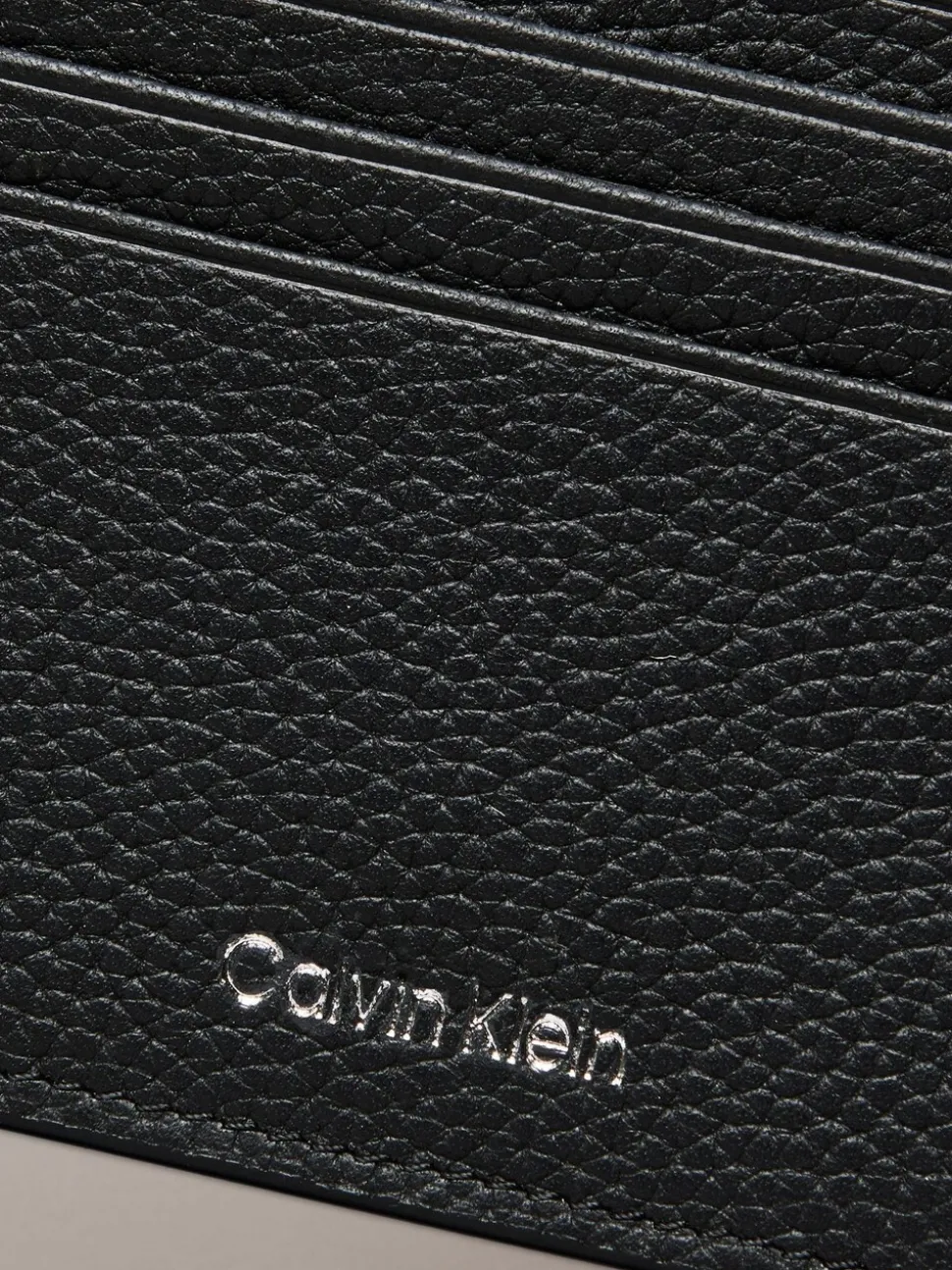 Zwart - Calvin Klein Foil Embossed Logo Card Holder