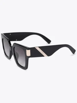 Zwart - Carvela Chunky Flare Sunglasses
