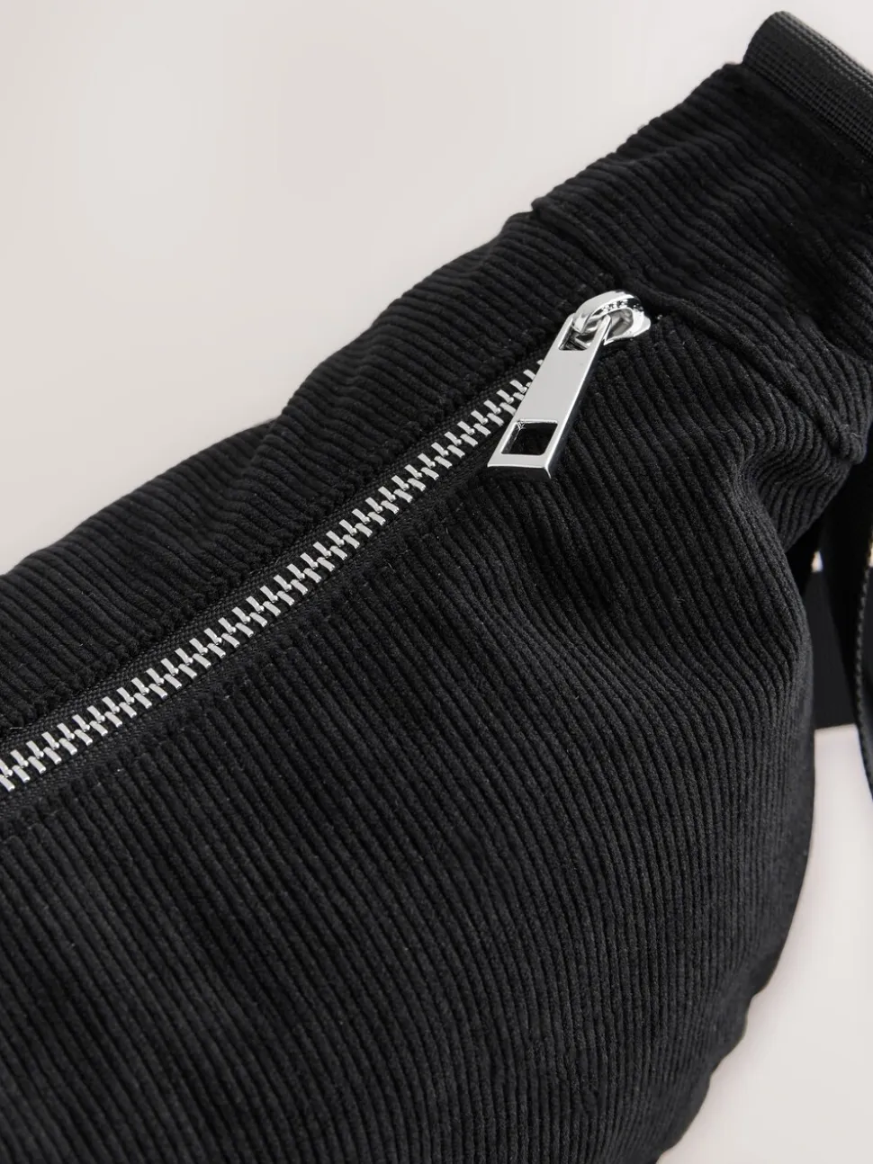 Zwart - Cord Effect Sling Bag
