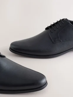 Zwart - Derby schoenen met reliëfpatroon