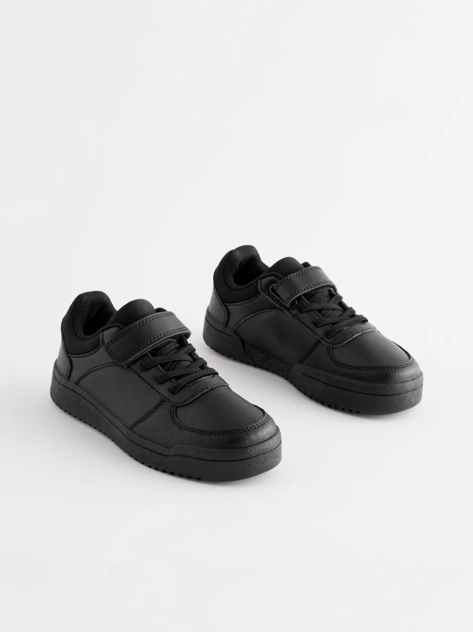 Zwart - Elastische vetersneakers voor school met 1 bandje
