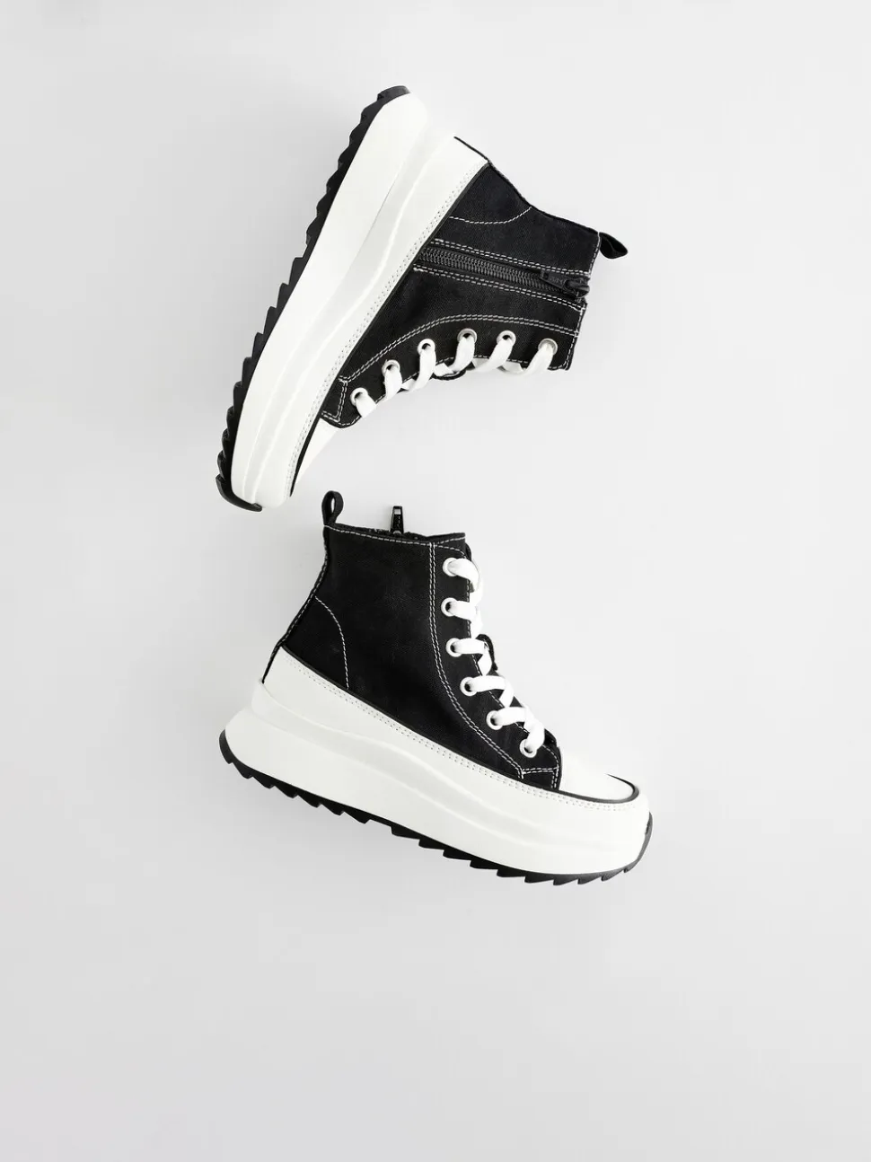 Zwart - Extra Chunky Lace-Up With Zip Trainers