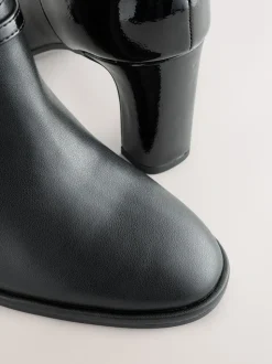 Zwart - Forever Comfort® Round Toe Block Heel Buckle Detail Shoe Boots