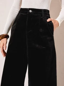 Zwart - Friends Like These corduroy geplooide voorkant wijde pijpen broek