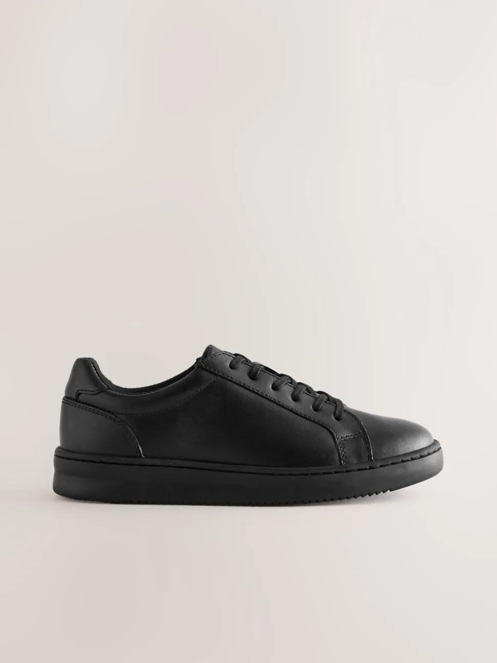 Zwart - Geveterde leren schoolschoenen