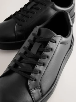 Zwart - Geveterde leren schoolschoenen