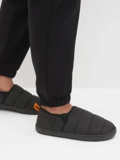 Zwart - Gewatteerde pantoffels