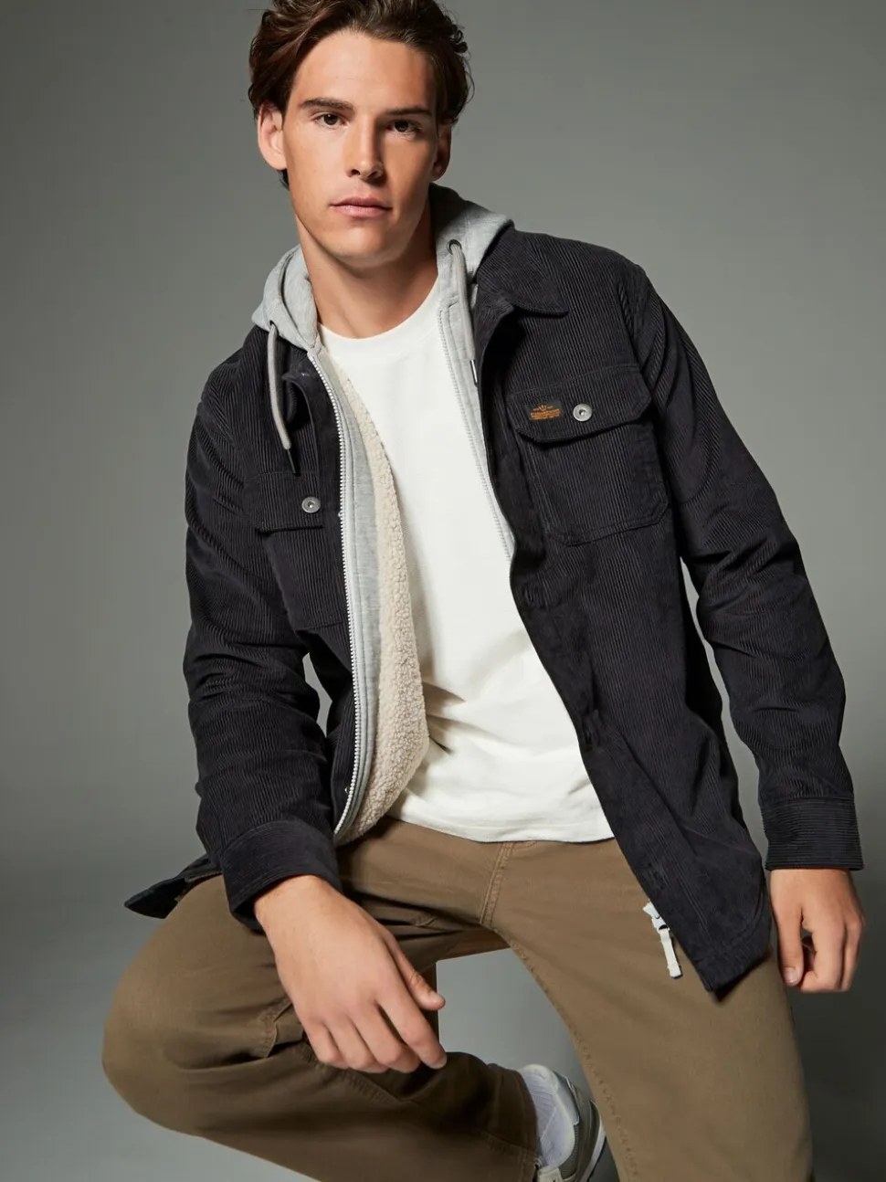 Zwart - Hooded Corduroy Borg Lined Shacket