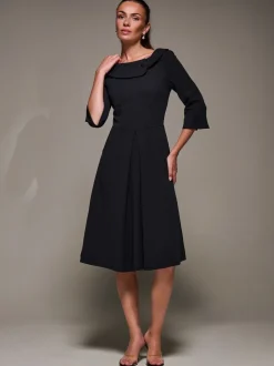 Zwart - Jolie Moi Buttoned Fold Collar Midi Dress