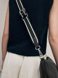 Zwart - Leather Sling Cross Body Bag