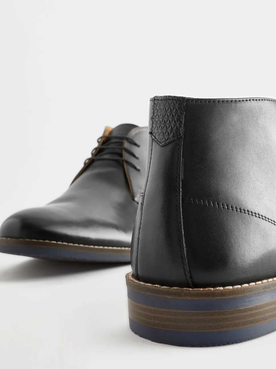Zwart - Leren chukka schoen