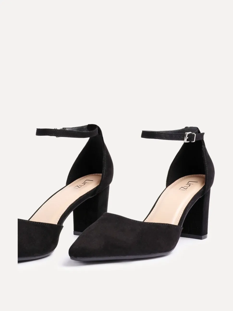 Zwart - Linzi Leona pumps met blokhak en dichte hiel