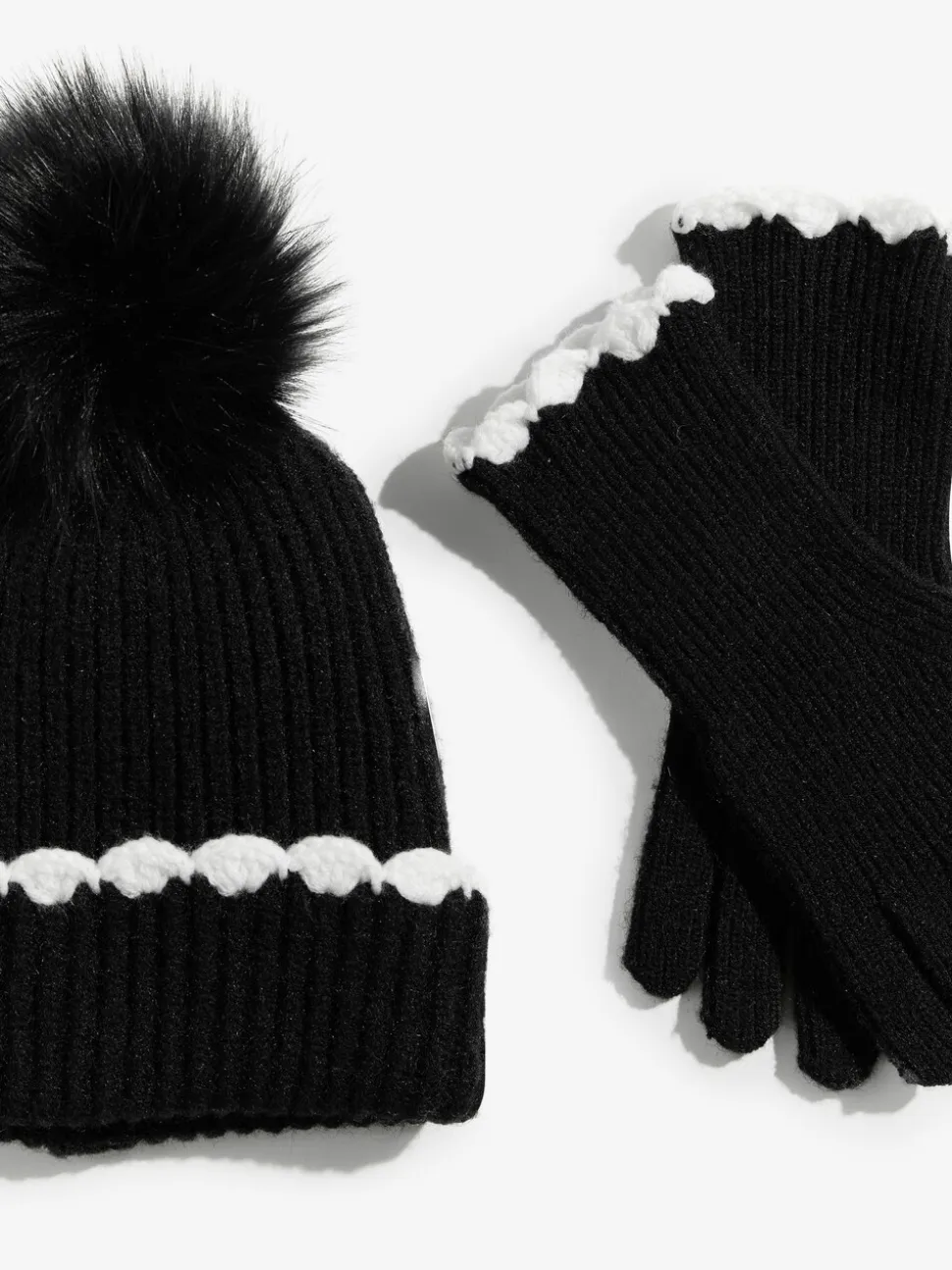 Zwart - Love & Roses Scallop Trim Ribbed Pom Hat and Gloves Set