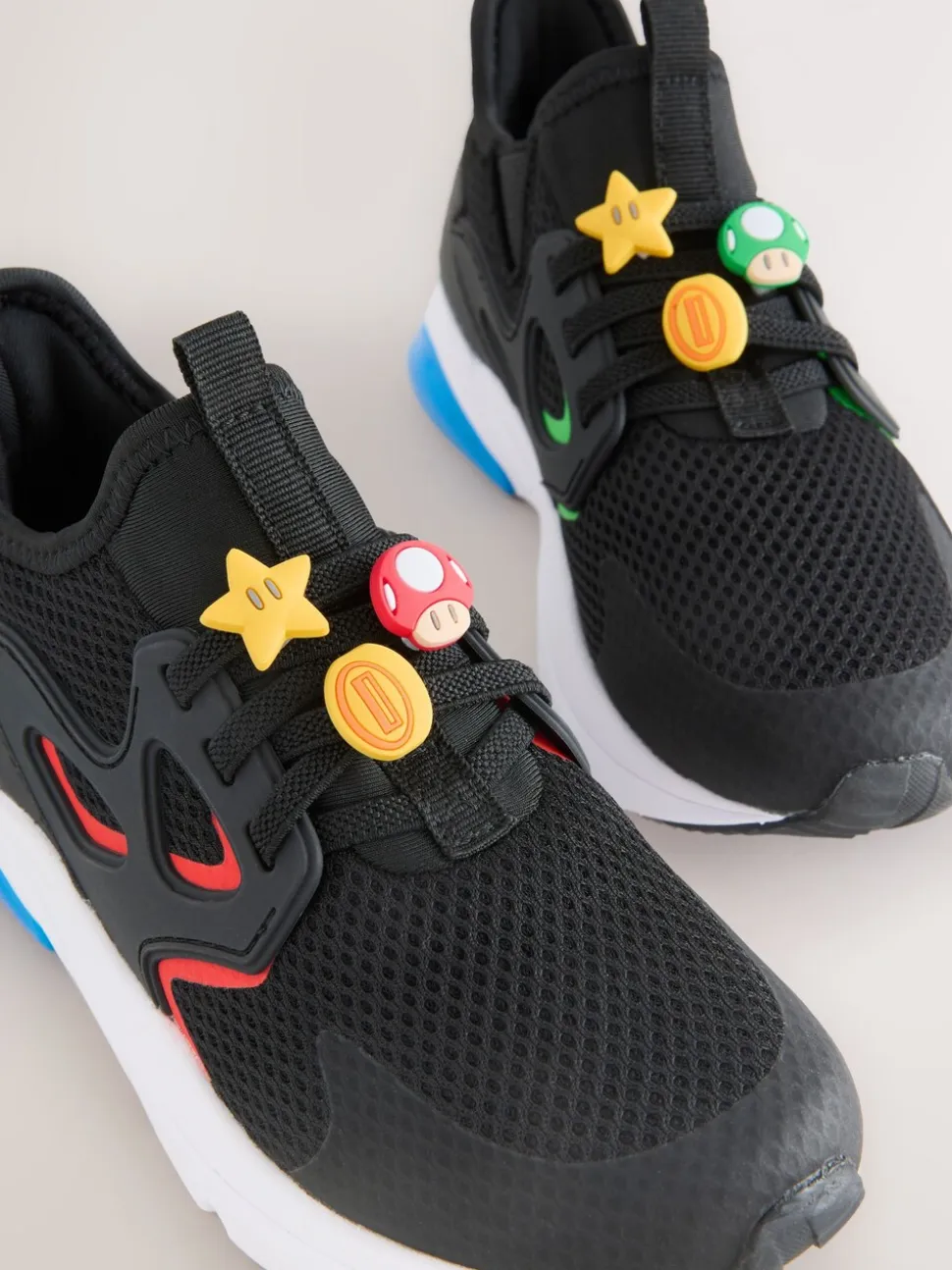 Zwart - Mario Elastische Vetersneakers