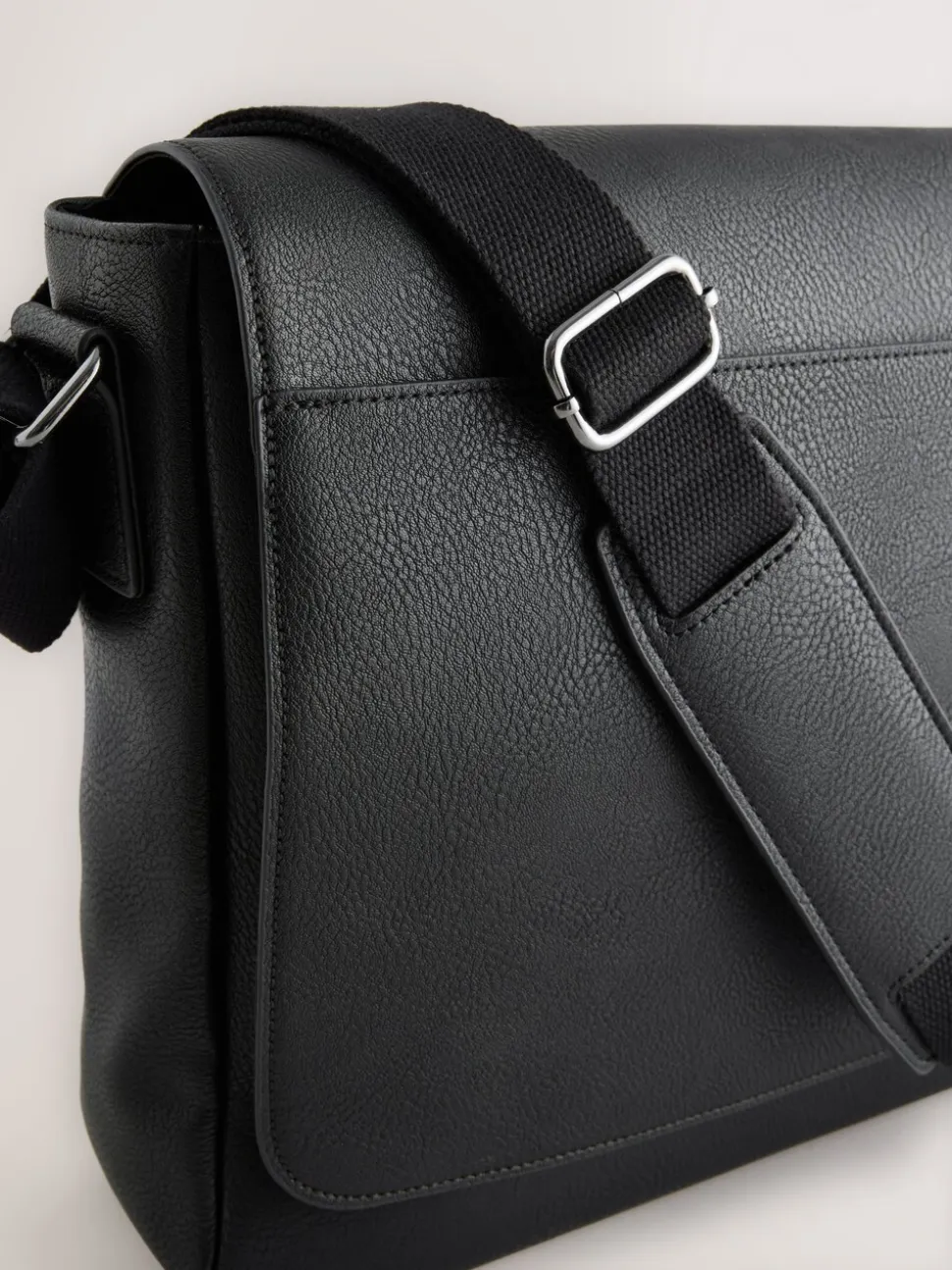Zwart - Messenger-tas