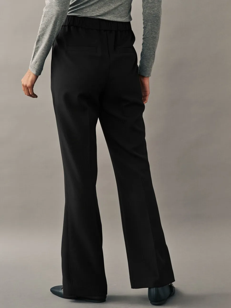 Zwart - Modieus gesneden bootcut broek