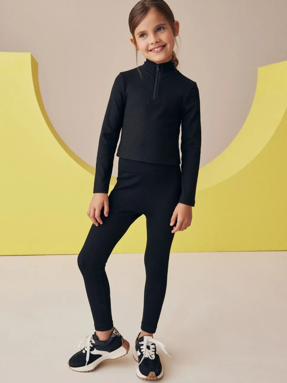 Zwart - Naadloze geribbelde leggings met hoge taille (3-16jaar)