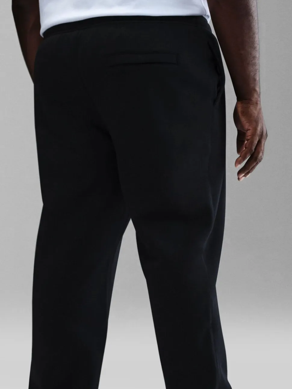 Zwart - Nike Club Fleece joggingbroek met wijde pijpen