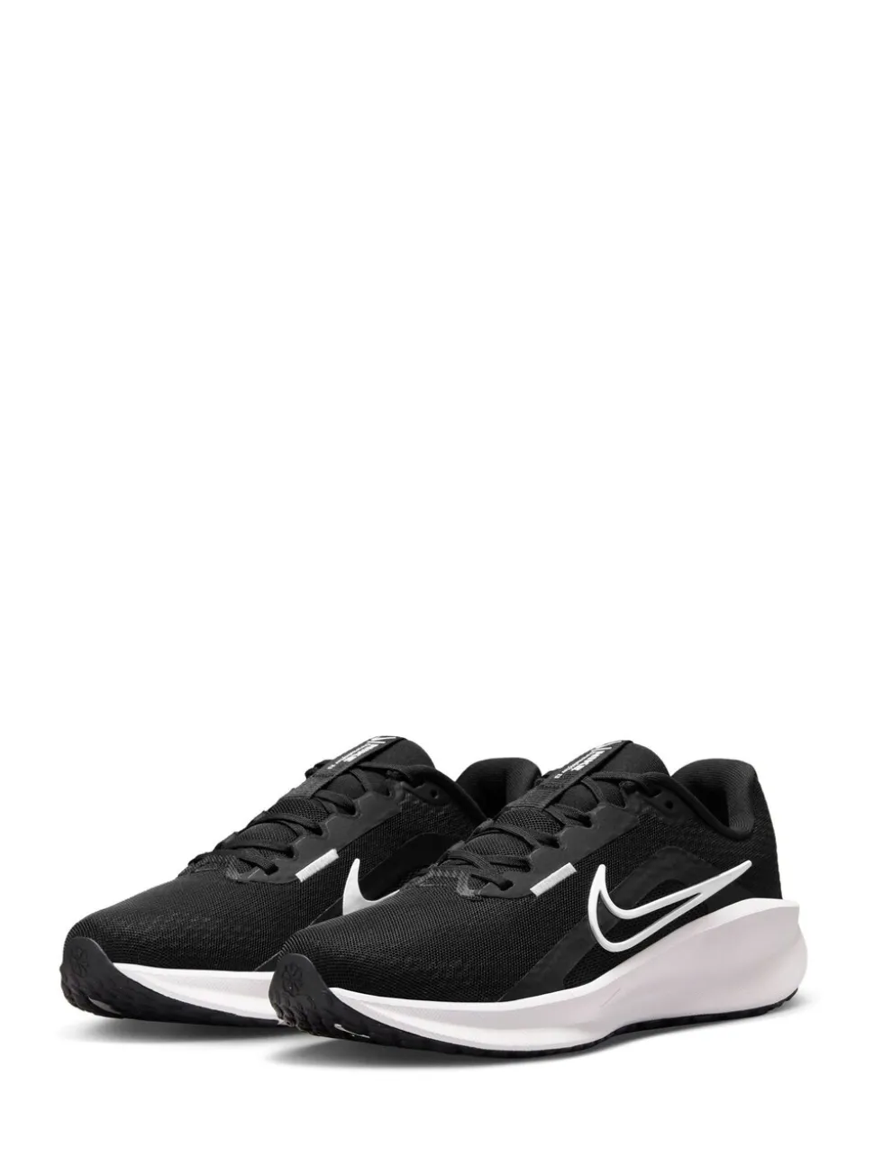 Zwart - Nike Downshifter 13 Road hardloopsneakers