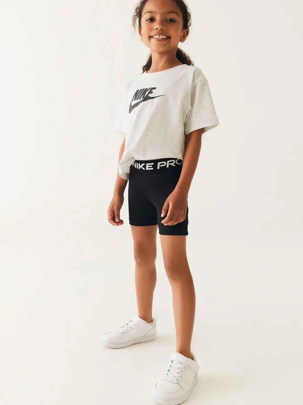 Zwart - Nike Little Kids Pro Drifit short