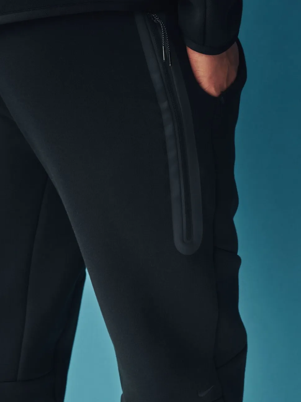 Zwart - Nike Tech Fleece joggingbroek