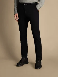 Zwart - Normale Pasvorm - Charles Tyrwhitt - Ultieme strijkvrije Franse slim-fit chino