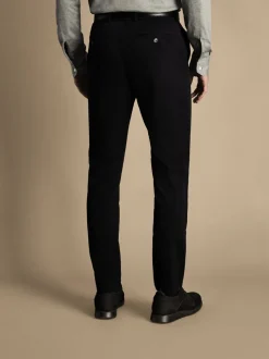 Zwart - Normale Pasvorm - Charles Tyrwhitt - Ultieme strijkvrije Franse slim-fit chino