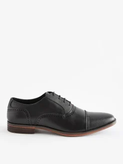 Zwart - Oxford-schoenen met neusstuk