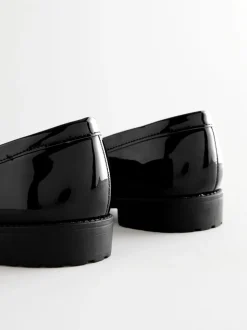 Zwart - Patent kwastje hardware detail Instappers