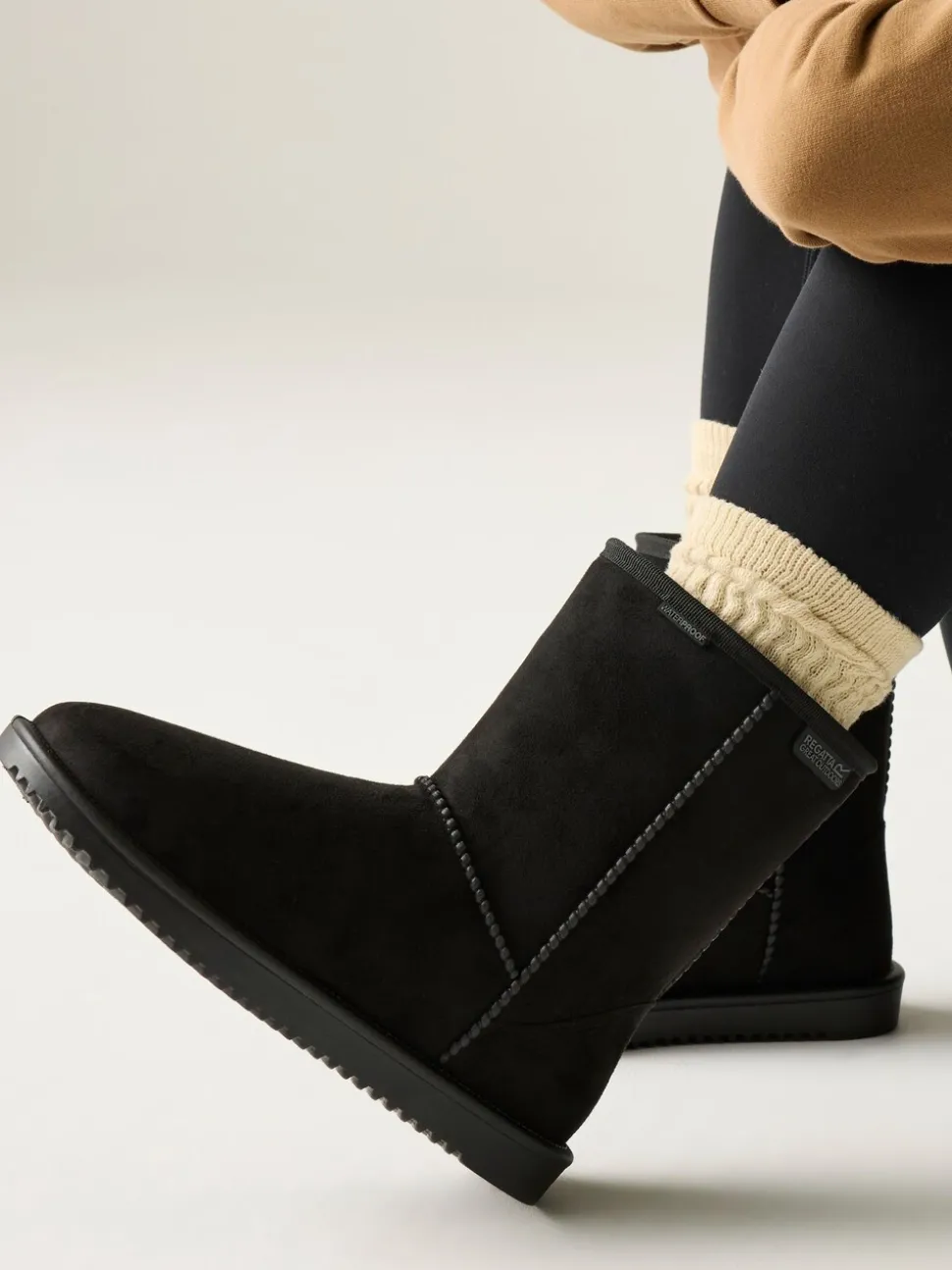 Zwart - Regatta Risley Behaaglijke halflange waterdichte Boots met voering van imitatiebont
