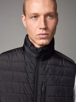 Zwart - Regenbestendige, dunne gewatteerde bodywarmer
