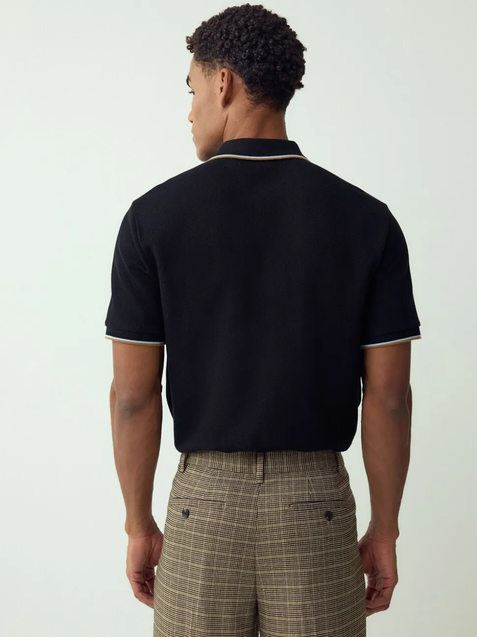 Zwart - Regular fit poloshirt met korte mouwen en contrasterende randen
