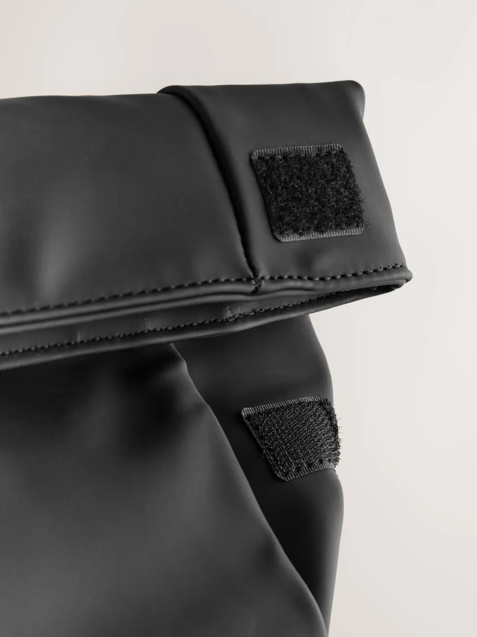 Zwart - Rolltop rugzak