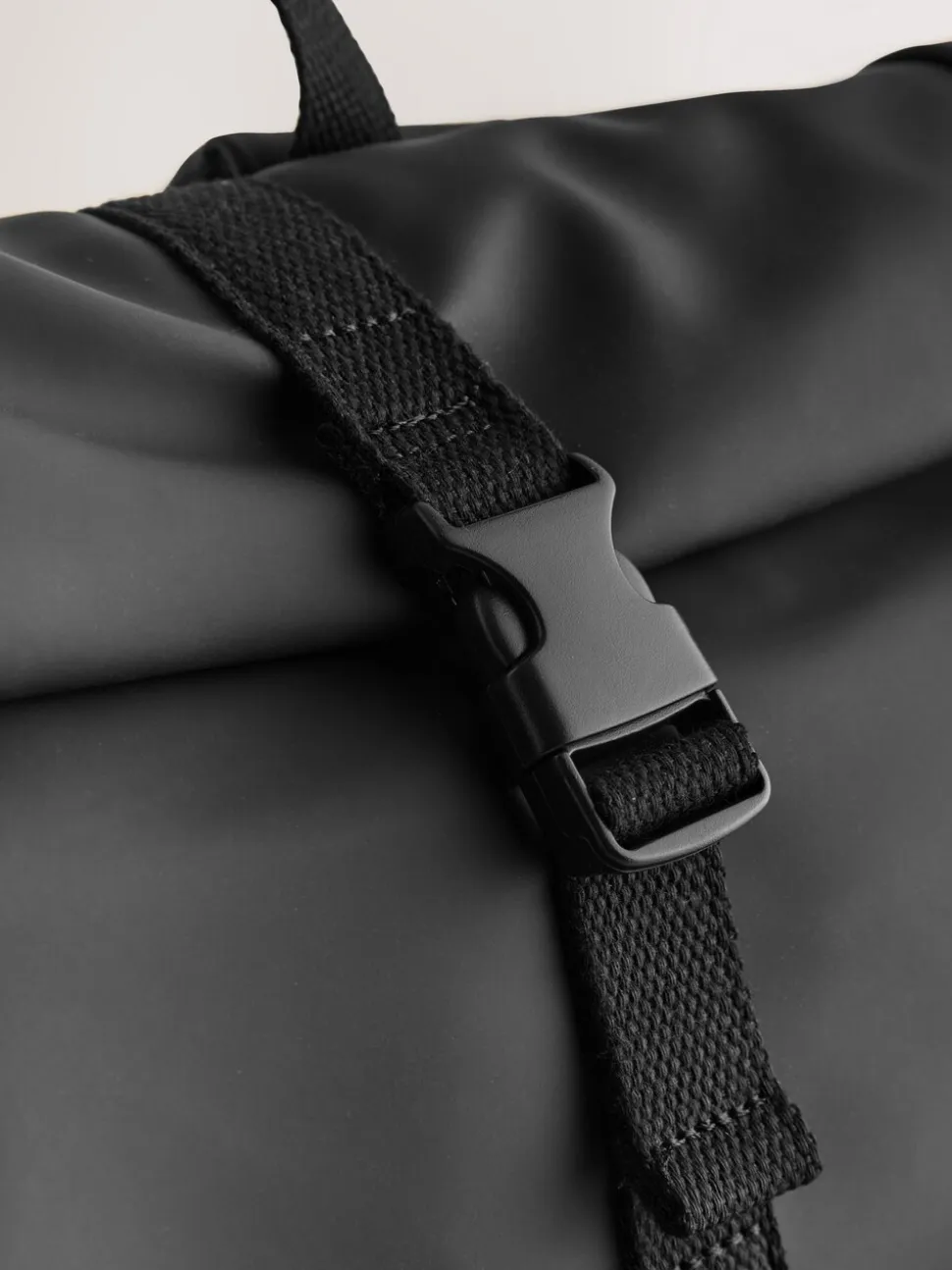 Zwart - Rolltop rugzak