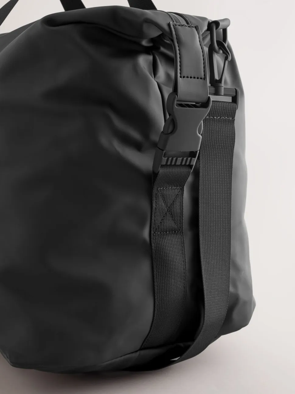 Zwart - Rubberised Weekend Holdall Bag