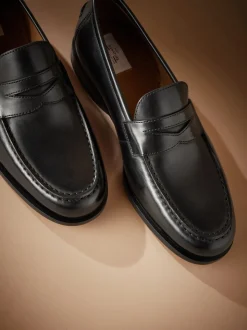 Zwart - Signature - Italiaanse penny-loafers van leer