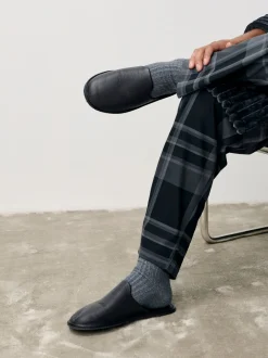 Zwart - Signature Leather Mule Slippers