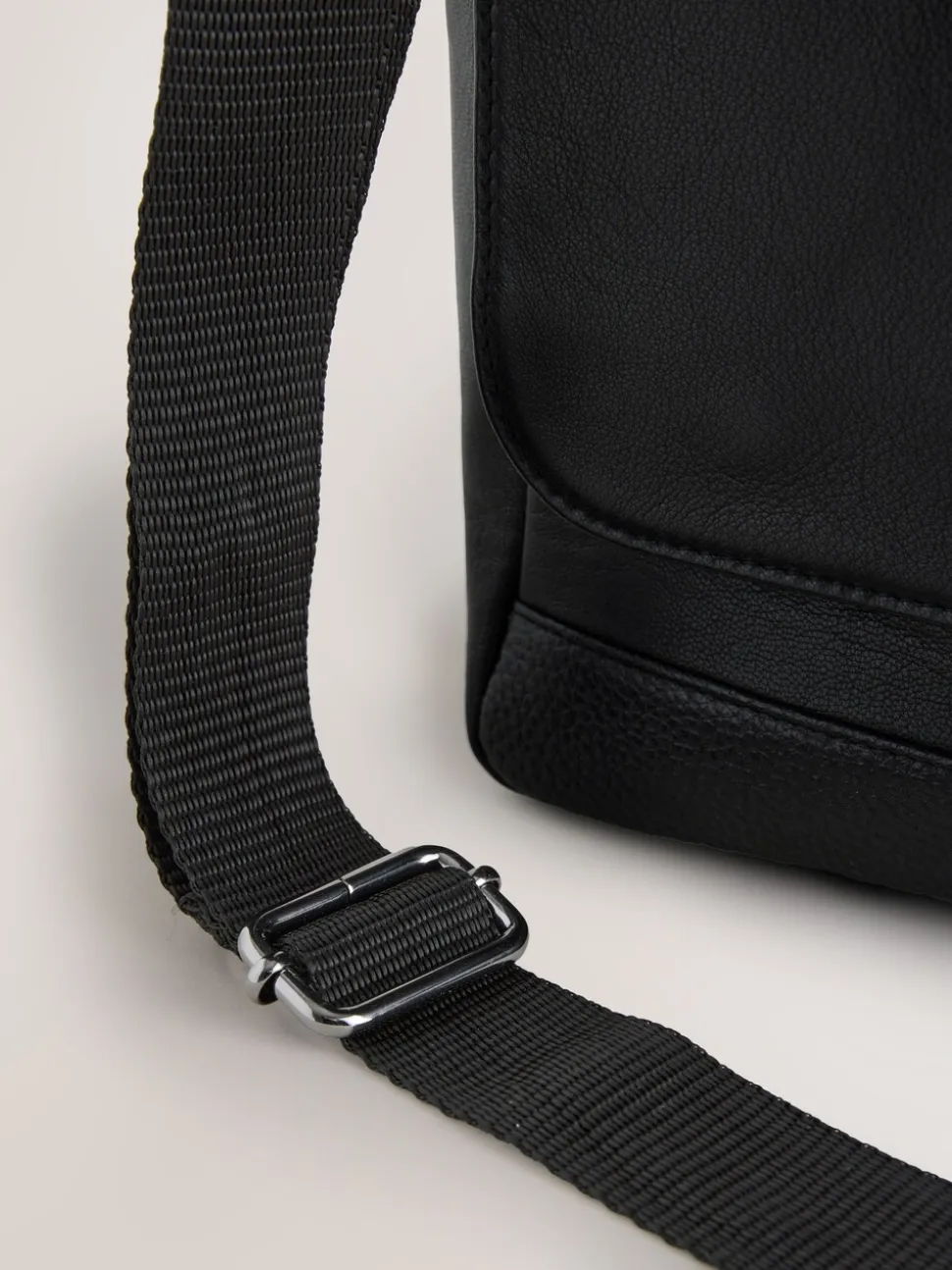 Zwart - Signature leren messenger-tas