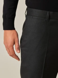 Zwart - Slim Fit - Modieuze broek met textuur