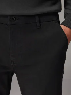 Zwart - Slim Fit - Motionflex chino