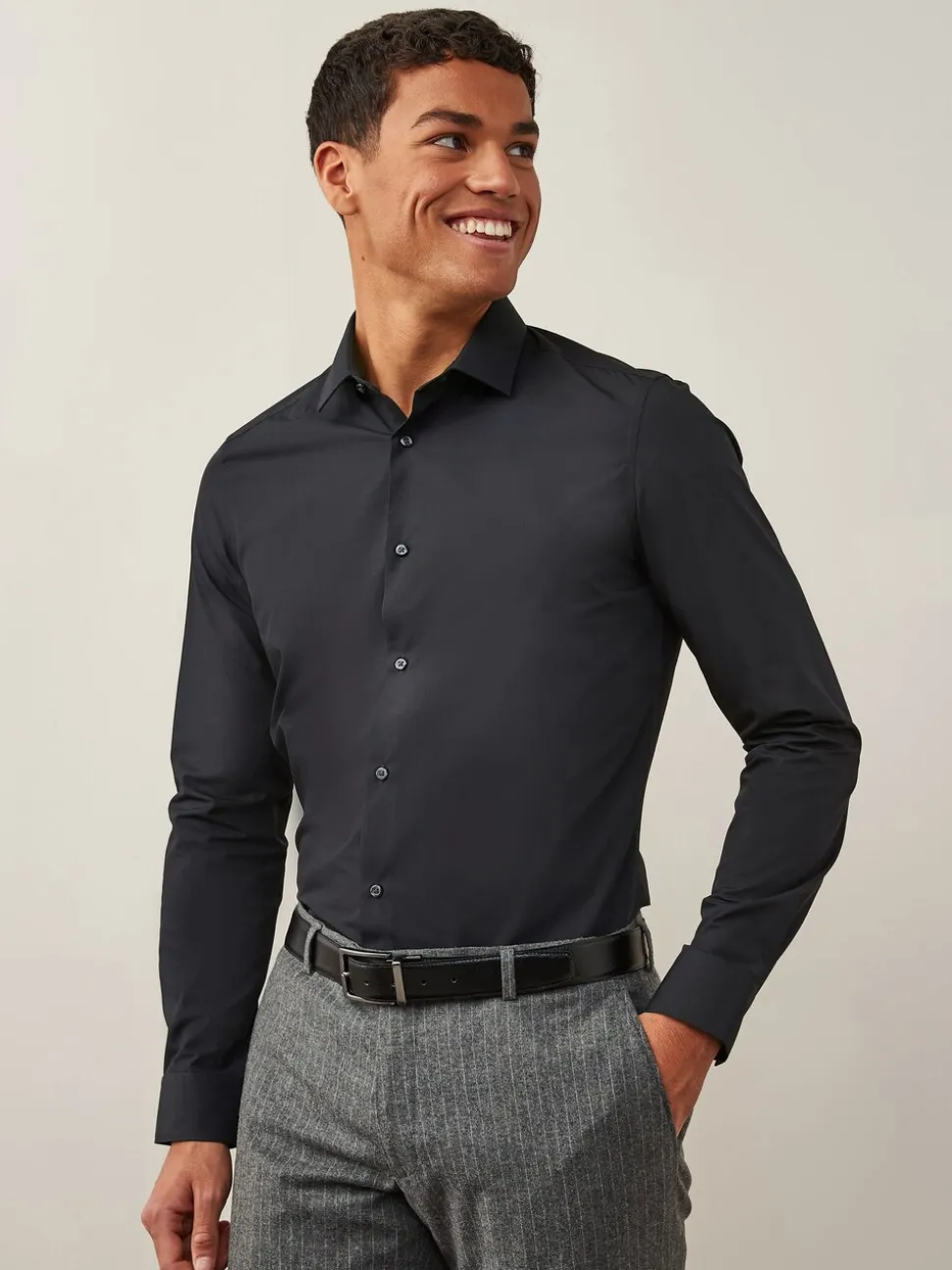Zwart - Slim Fit - Strijkvrij net overhemd met enkele manchet
